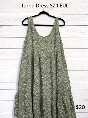 torrid Olive Diamond-Print Tiered Maxi Dress